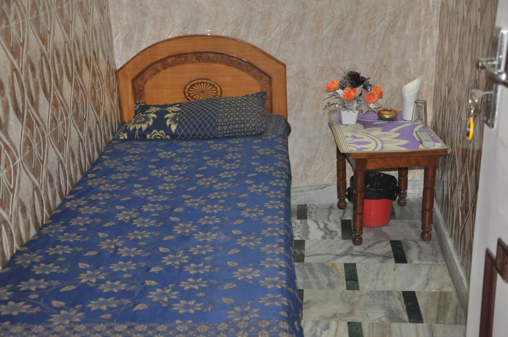 Hotel Pari Τζαλαντάρ Εξωτερικό φωτογραφία