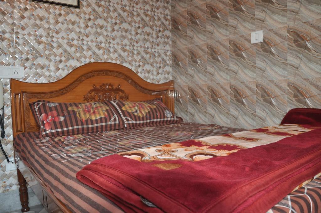 Hotel Pari Τζαλαντάρ Εξωτερικό φωτογραφία