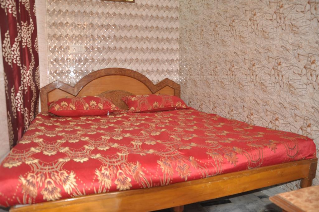 Hotel Pari Τζαλαντάρ Εξωτερικό φωτογραφία